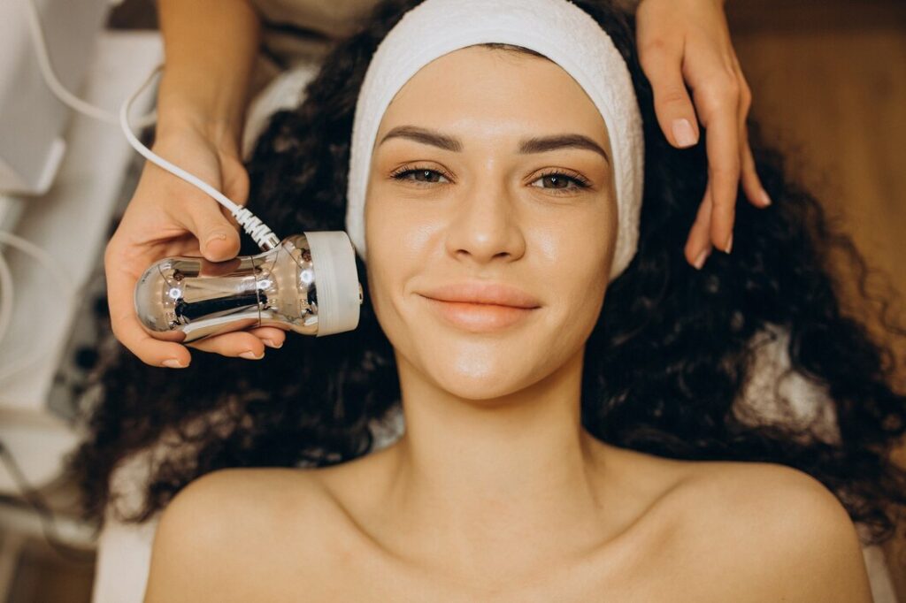 Oxy-Hydra Facial
