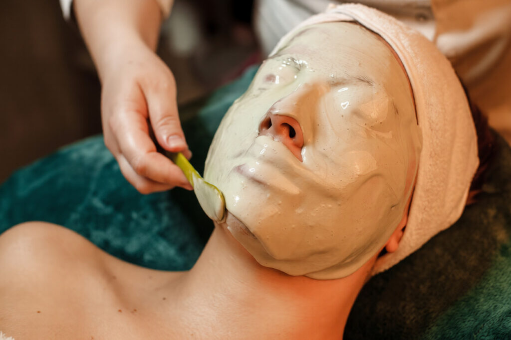 Thermo Herb Facial