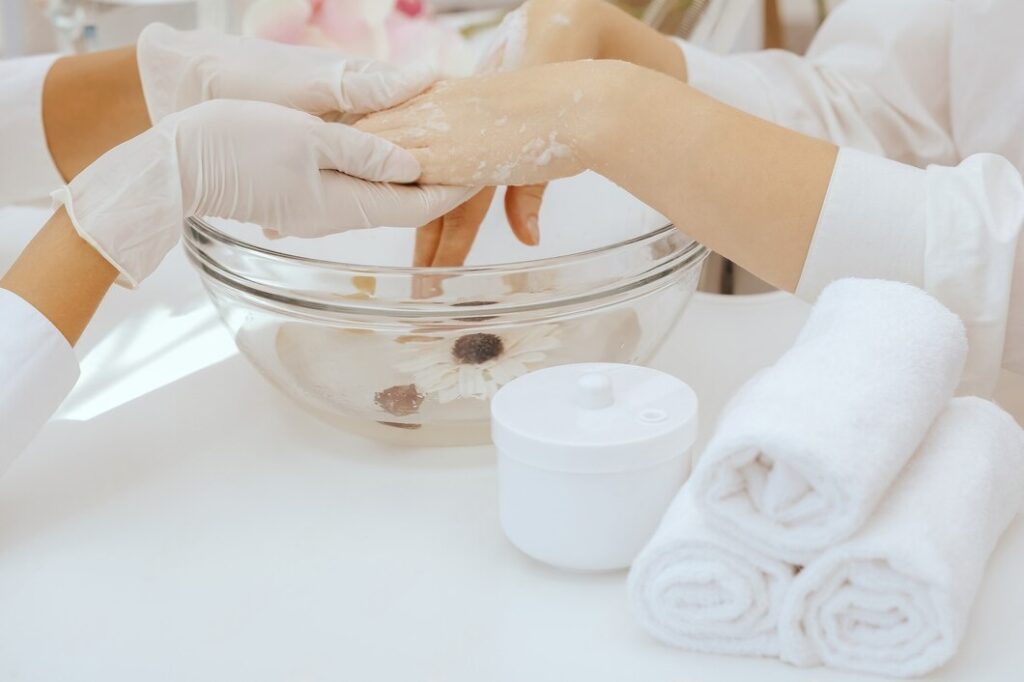 Paraffin Wax Manicure & Pedicure